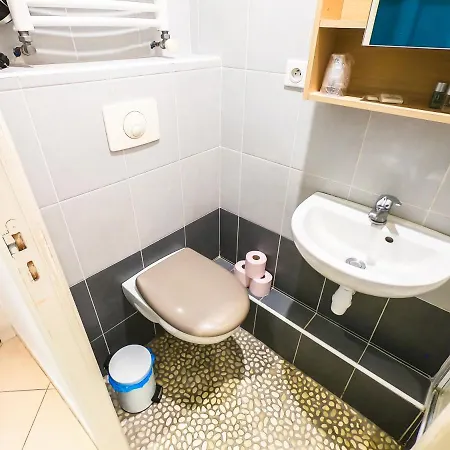 Apartment Bh - Port - New 2 In The Heart Of Port Of Nice